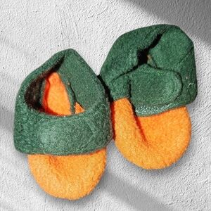 ʕ·ᴥ·ʔ American Girl Bitty Baby 2007 Trick-Or-Treat Pair Of Fleece Shoes ONLY